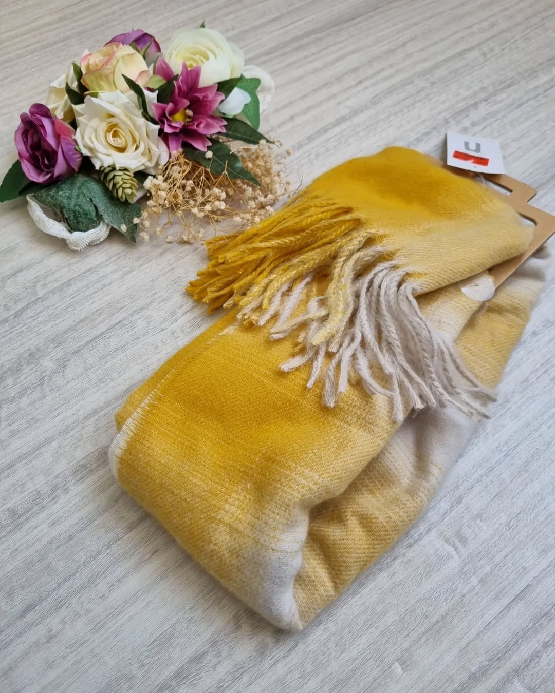 شال پاییزی و پشمی برند اکسسوری