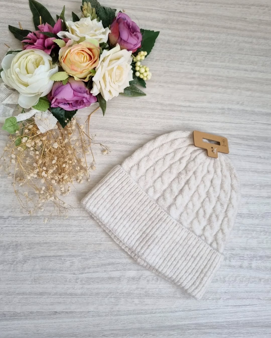 کلاه بافت برند I am اندازه ۲۲×۲۲